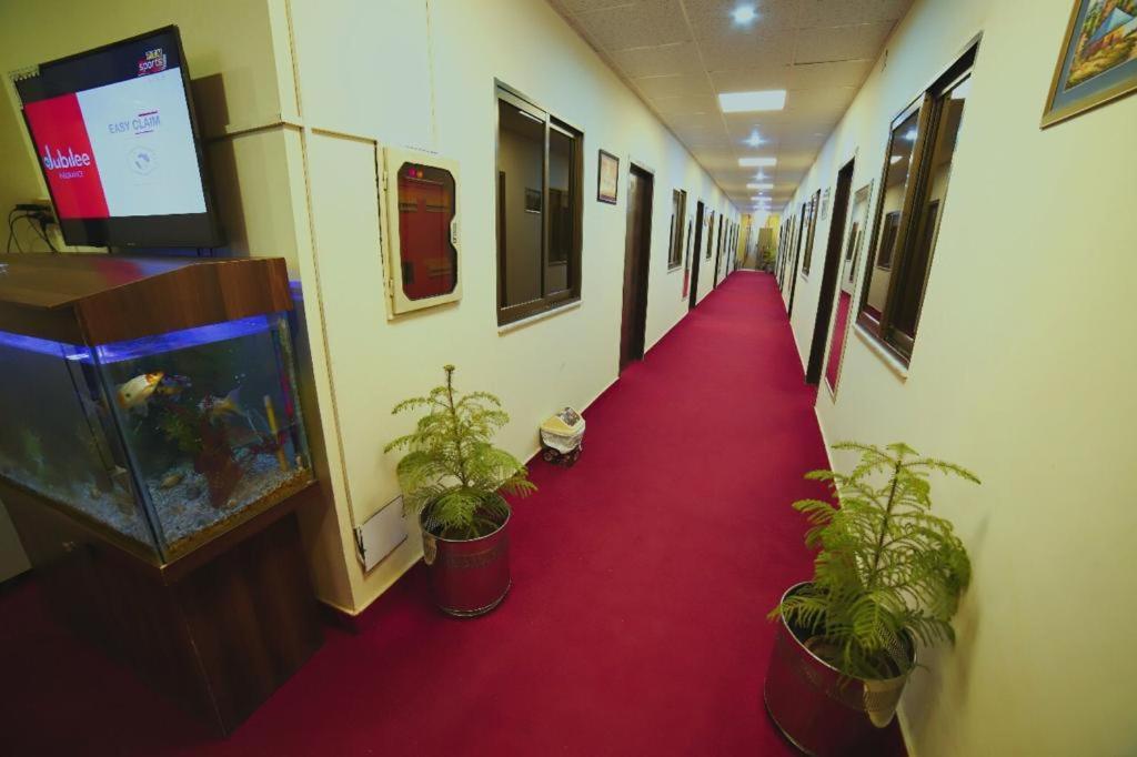 Hotel Red Line อิสลามาบัด ภายนอก รูปภาพ